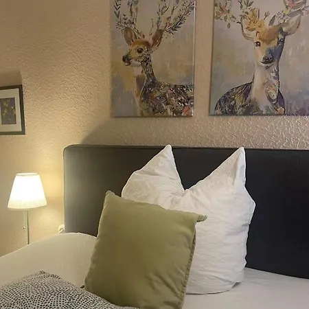Ringlodge Side 3*